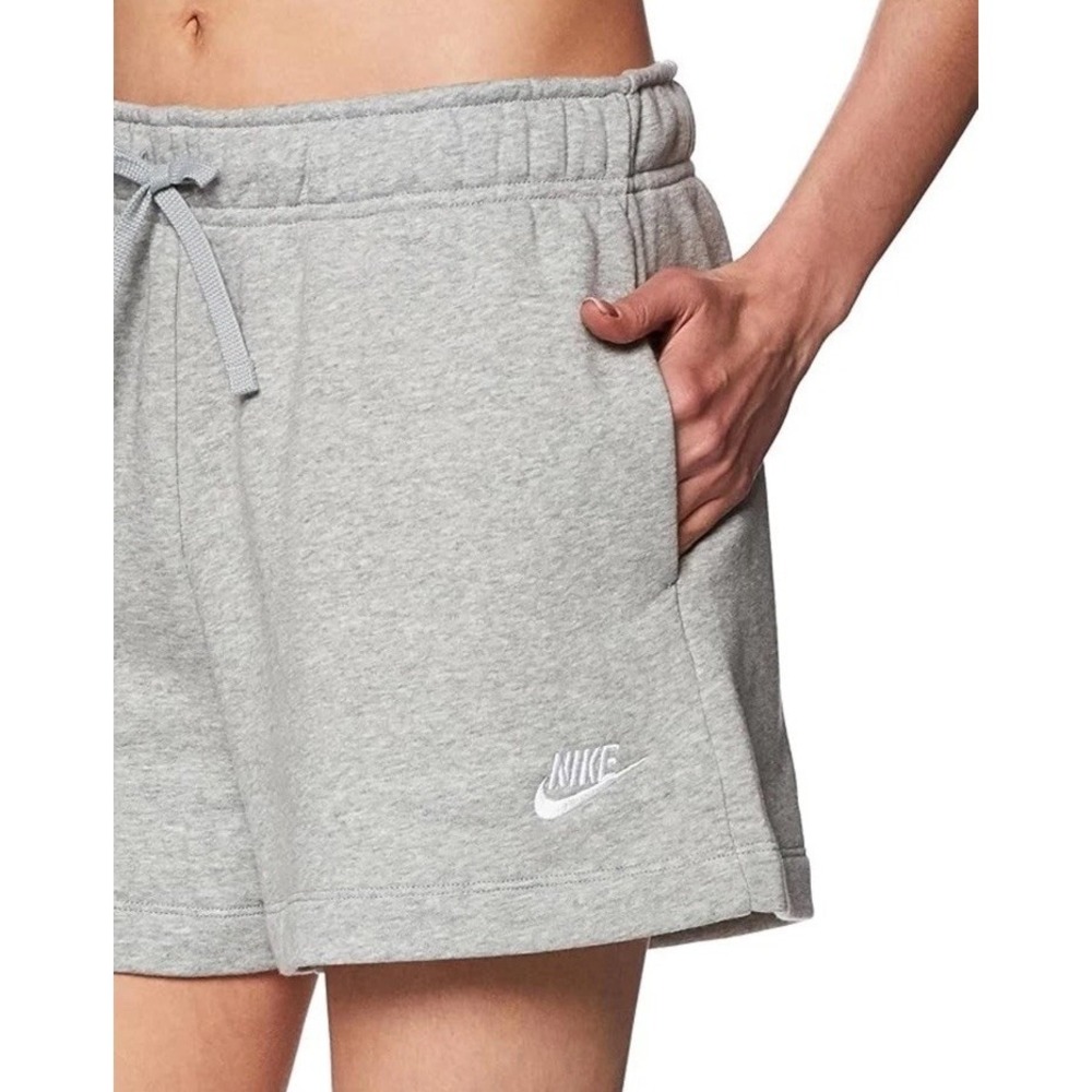 Nike Sportswear Club Fleece Mid-Rise Shorts Womens Size Medium Grey DQ5802-063 - Picture 5 of 9